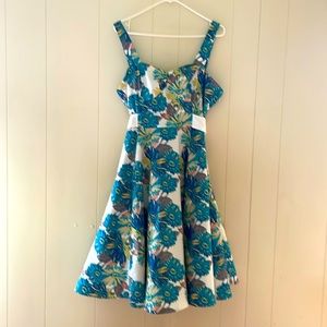 Hearts & Roses retro blue daisy dress